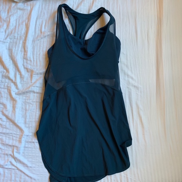 lululemon shirt with built in sports bra
